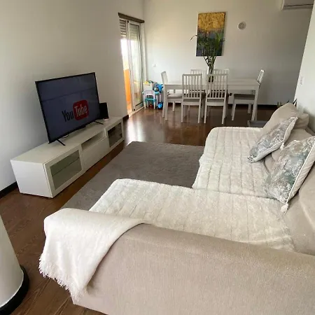 In Close To Airport * Distrikt Faro