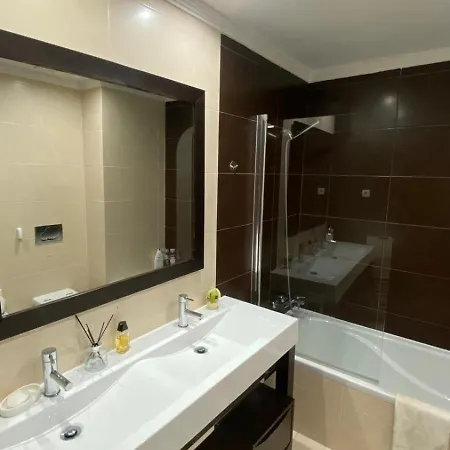 In Close To Airport Privatunterkunft